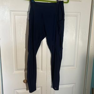 Women’s Medium Navy Leggings Mesh Detailing with Pockets
